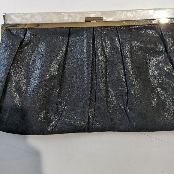 Poppie Jones clutch - Picture 5 of 9